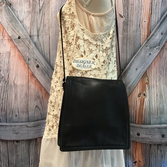 Auth~ COACH ~ Vintage Legacy Messenger Flap Bag # 6147 GUC! Black - Picture 4 of 12